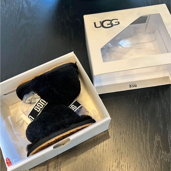 UGG infant Fluff Yeah Slides - Picture 2 of 4